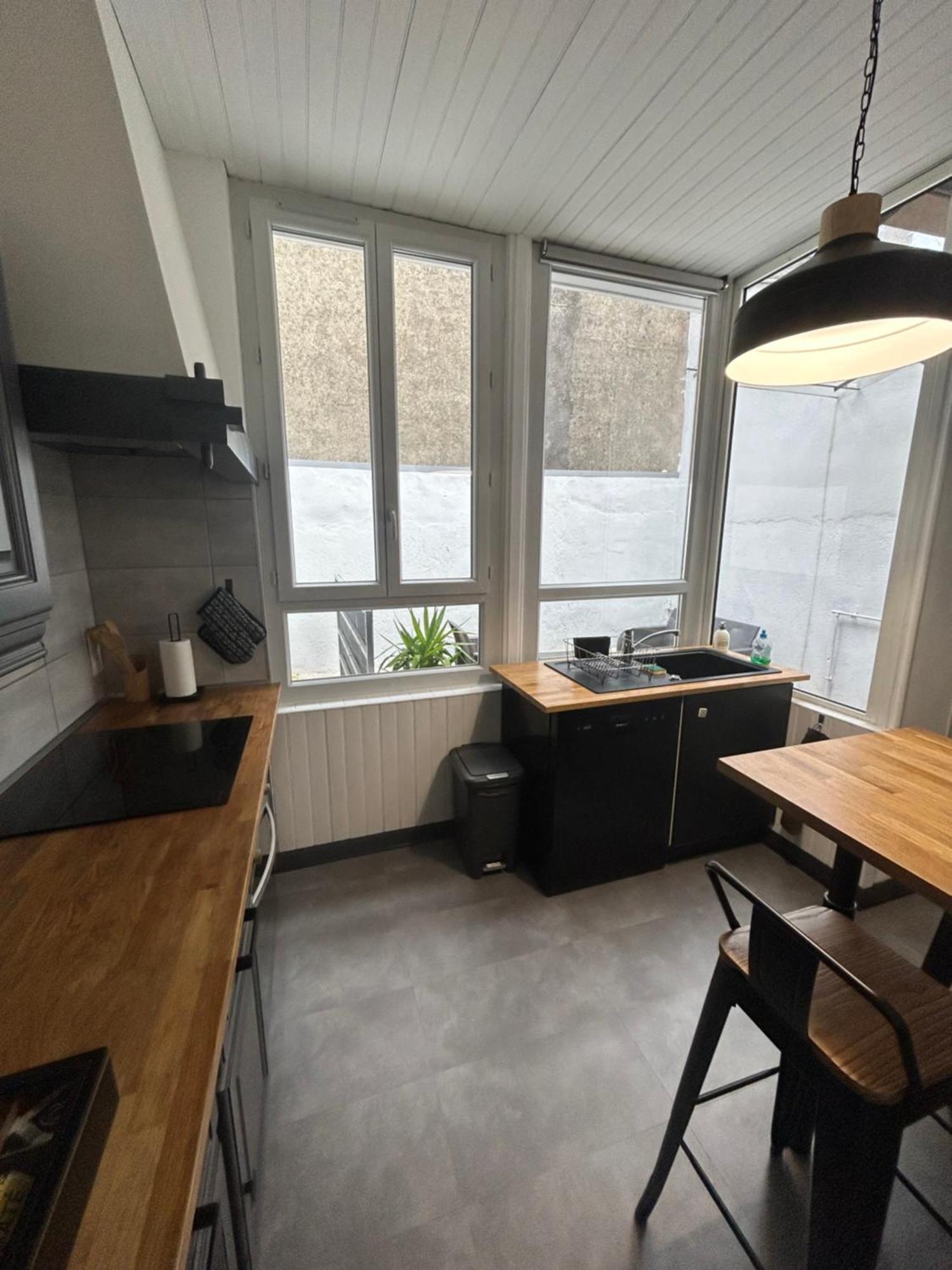 Maison De Ville Avec Garage Et Terrasse Lourdes Exterior foto